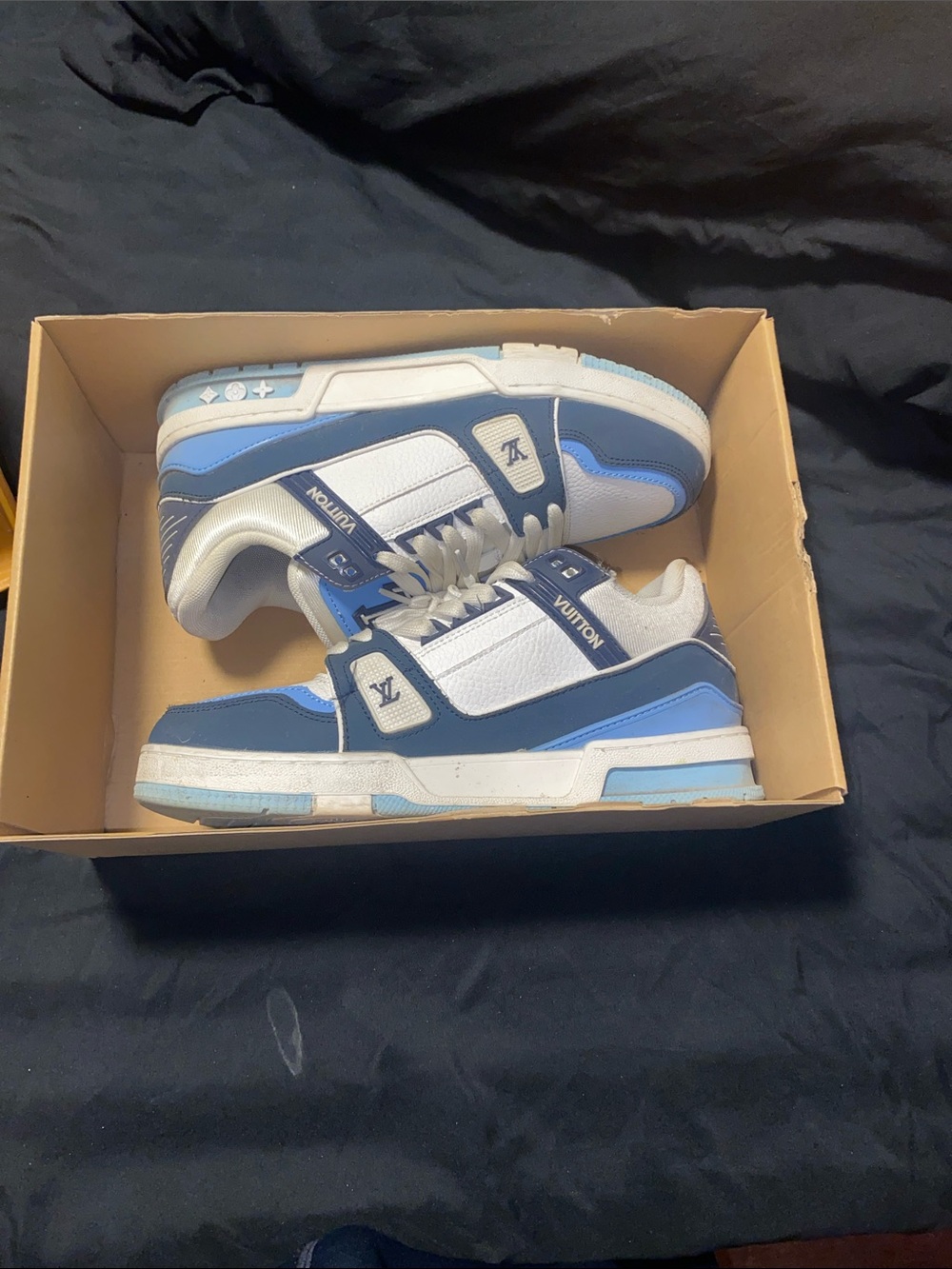 Louis Vuitton Men's Low-Top Sneakers in White and Blue